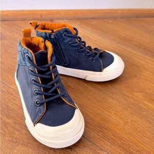 Old Navy toddler boy high top Boots